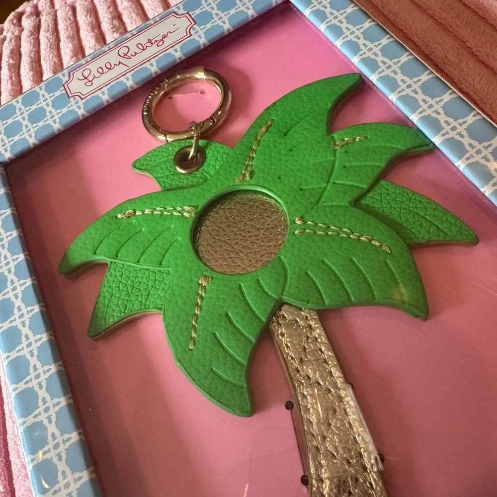 Lilly Pulitzer Lime Green Palm Tree Key & Card Holder with Gold Hardware